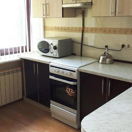 Комната в двухкомнатной Apartment Киев Екстериор снимка