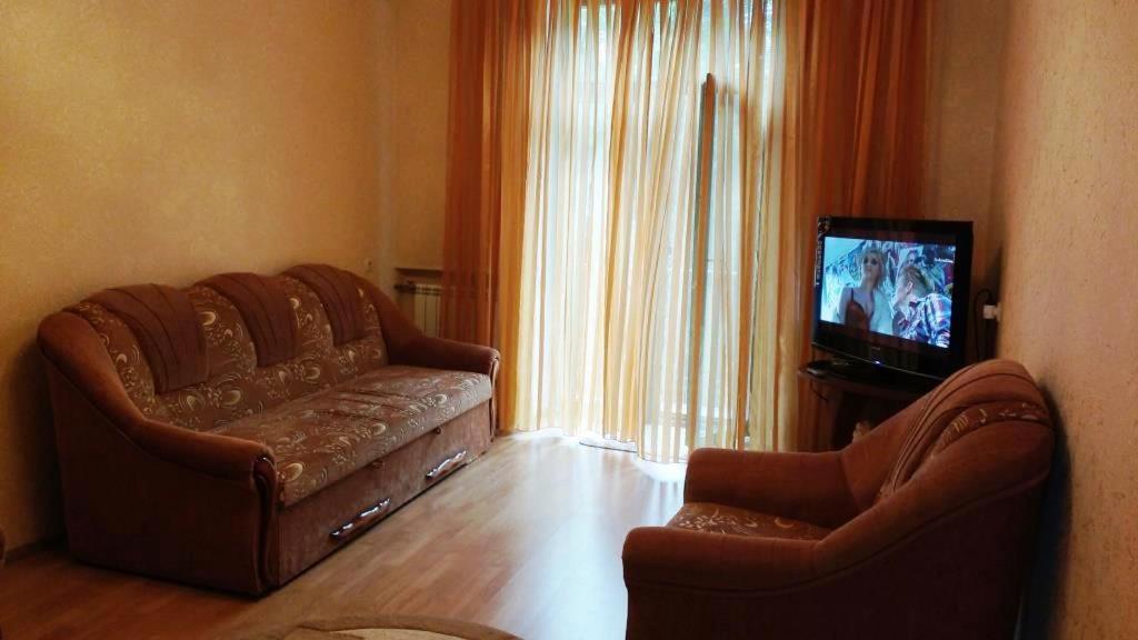 Комната в двухкомнатной Apartment Киев Екстериор снимка